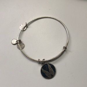 Alex and Ani bangle ✨BUNDLE OPTION